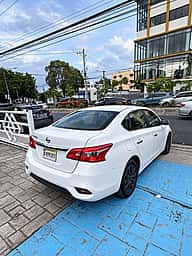 Nissan Sentra SV 2018 - miniatura 5