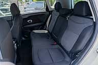 Nissan Versa SV 2021 - miniatura 9