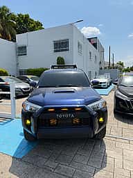 Toyota 4Runner Base Grade 2020 - miniatura 2