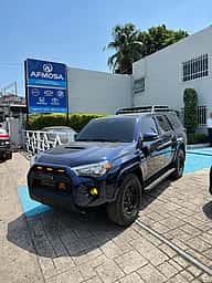 Toyota 4Runner Base Grade 2020 - miniatura 1