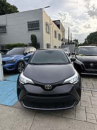 Toyota C-HR LE 2021 - miniatura 2