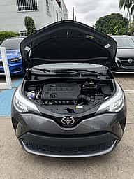 Toyota C-HR LE 2021 - miniatura 8