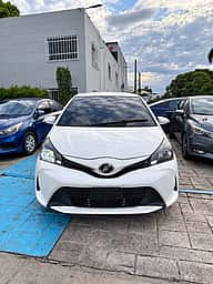 Toyota VITZ 2015 - miniatura 2