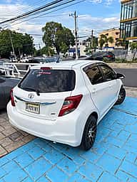Toyota VITZ 2015 - miniatura 7