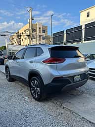 Chevrolet Tracker 2023 - miniatura 4