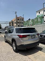Chevrolet Traverse LS 2022 - miniatura 4
