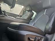 Toyota Camry SE 2020 - miniatura 10