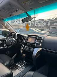 Toyota Land Cruiser VX 2013 - miniatura 8