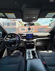 Ford Explorer XLT 2020 - miniatura 7