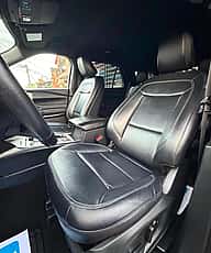 Ford Explorer XLT 2020 - miniatura 4