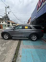 Ford Explorer XLT 2021 - miniatura 7