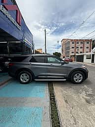 Ford Explorer XLT 2021 - miniatura 8