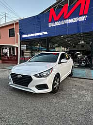 Hyundai Accent SE 2021 - miniatura 2