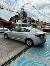 Hyundai Elantra SE 2020 - miniatura 7