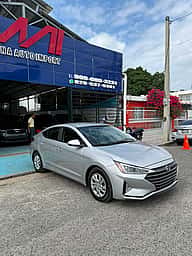 Hyundai Elantra SE 2020 - miniatura 3