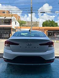Hyundai Elantra SEL 2020 - miniatura 5