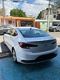 Hyundai Elantra SEL 2020 - miniatura 6