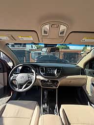 Hyundai Tucson SE 2018 - miniatura 10