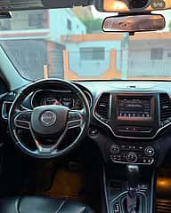 Jeep Cherokee Latitude Plus 2019 - miniatura 6