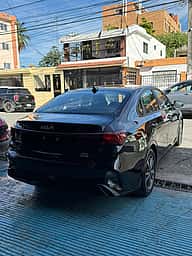 Kia Forte 2023 - miniatura 8
