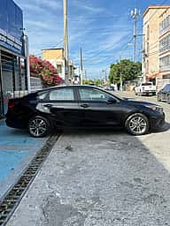 Kia Forte 2023 - miniatura 4