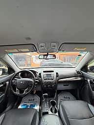 Kia Sorento LX 2015 - miniatura 9