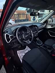 Kia Soul LX 2021 - miniatura 10