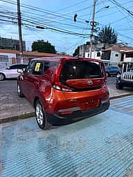 Kia Soul LX 2021 - miniatura 4