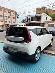 Kia Soul LX 2022 - miniatura 4