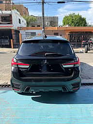 Mitsubishi Motors Outlander Sport SE 2023 - miniatura 3