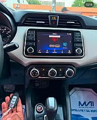 Nissan Versa SV 2021 - miniatura 7