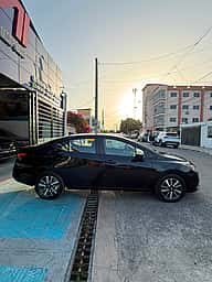Nissan Versa SV 2021 - miniatura 7