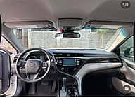 Toyota Camry LE 2019 - miniatura 5