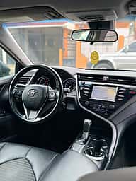 Toyota Camry SE 2019 - miniatura 13