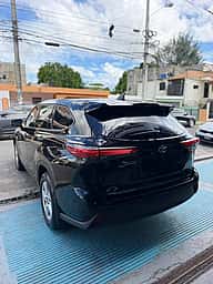 Toyota Highlander L 2021 - miniatura 7