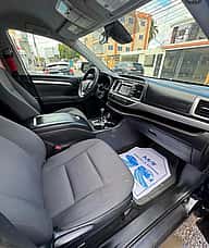 Toyota Highlander LE 2019 - miniatura 6