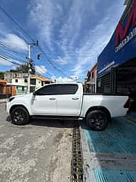 Toyota Hilux SRV 2025 - miniatura 5