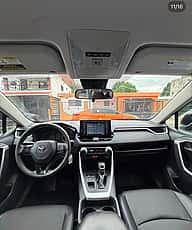 Toyota RAV4 LE 2020 - miniatura 6