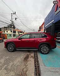 Toyota RAV4 LE 2020 - miniatura 4