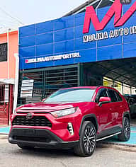 Toyota RAV4 LE 2020 - miniatura 2
