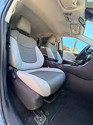 Toyota RAV4 XLE 2021 - miniatura 12