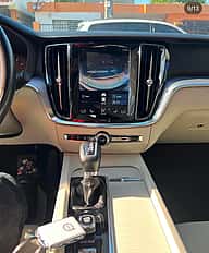 Volvo S60 T6 2020 - miniatura 5
