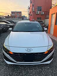 Hyundai Elantra SEL w/Premium Pkg 2022 - miniatura 5
