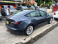 Tesla Model 3 2022 - miniatura 5
