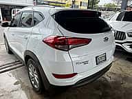 Hyundai Tucson ECO 1.6 TURBO 2016 - miniatura 4