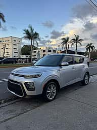 Kia Soul LX 2020 - miniatura 1
