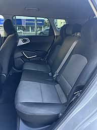 Kia Soul LX 2020 - miniatura 8