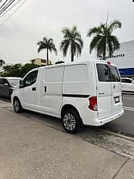 Nissan NV 200 2021 - miniatura 2