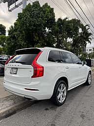 Volvo XC90 2021 - miniatura 3