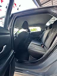Hyundai Elantra SEL 2022 - miniatura 7